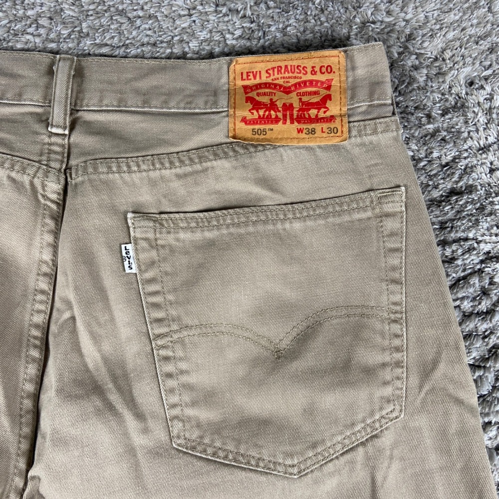 Levi's 505 Jeans Mens 38x30 Tan Khaki Denim Straight Leg Cotton Workwear Pants